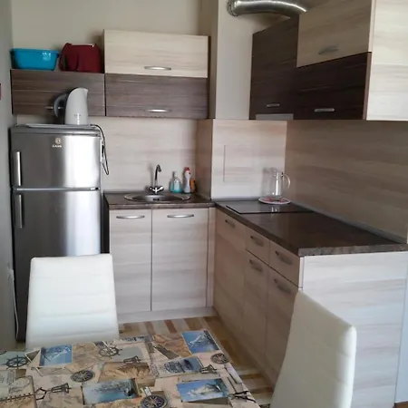 Diamond Sarafovo Апарт-отель