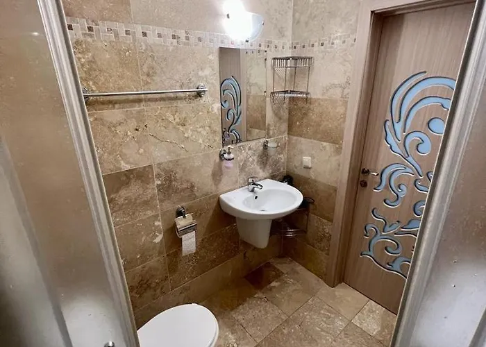 Diamond Sarafovo מלון דירות 3*