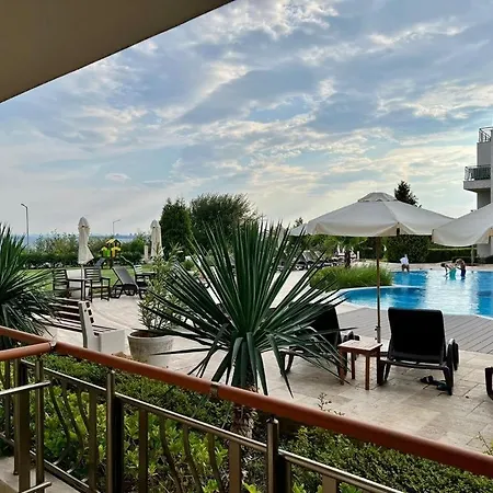 Diamond Sarafovo Aparthotel Burgas