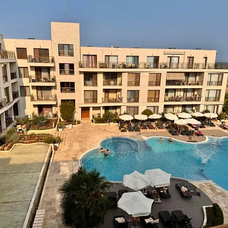 Diamond Sarafovo Aparthotel