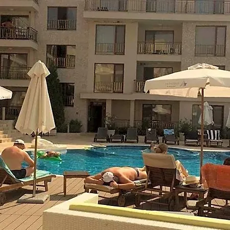 Aparthotel Diamond Sarafovo Burgas City